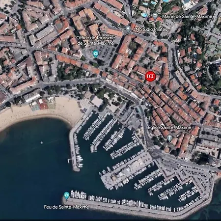 Climatise Avec Garage Au Coeur Du Centre Ancien Sainte-Maxime
